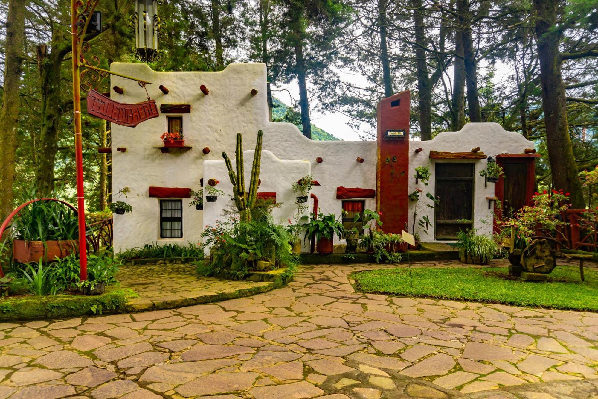 Los Naranjos Town Houses Ruang foto
